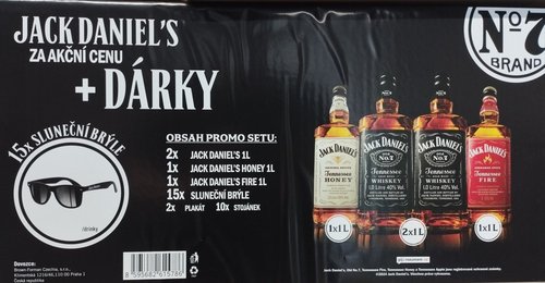 Jack Daniels set 4 x 1 l (2x JD 40%, 1x JD Fire 35%, 1x JD Honey 35%, 15x slunen brle, 2x plakt